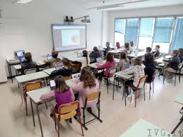 Circolare 049 Modifica allocazione classi